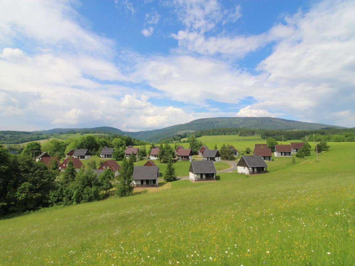 Holiday Home Holiday Hill 47 By Interhome Cista  Zewnętrze zdjęcie